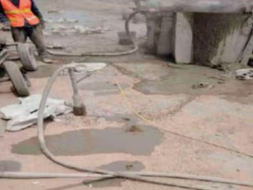 高要水泥混凝土路面板底注浆技术 路面脱空注浆整治方案